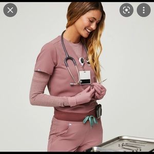 Women’s Mineral Mauve Catarina™ - One-Pocket Scrub Top - L